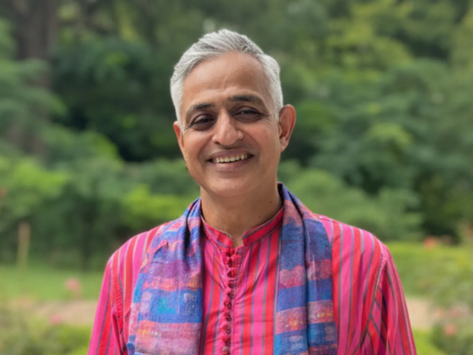 Wisdom Bank - The Vision Within: The Journey of Dr. Mustali M. Vagh